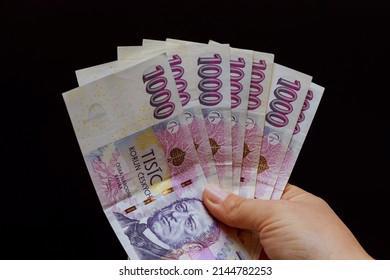 Finann pomoc.